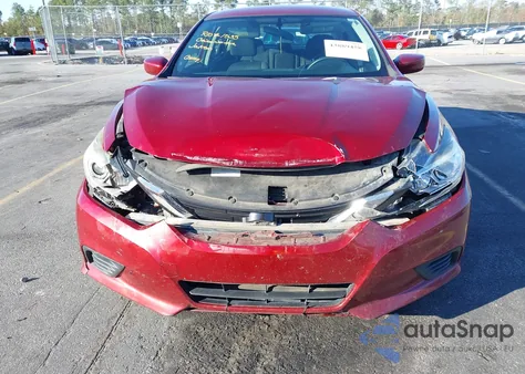 2018 Nissan Altima 2.5 S z USA, uszkodzony, nr VIN 1N4AL3AP8JC289708